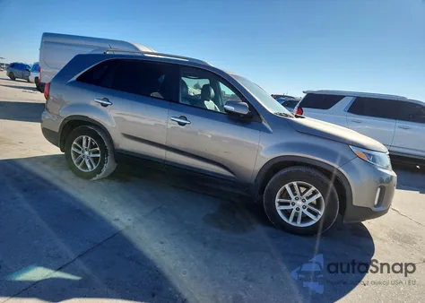 2014 Kia Sorento Lx из США, поврежденный, VIN 5XYKT4A65EG445782